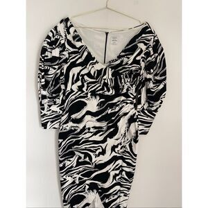 NORDSTROM BY MEGAN RENEE Off The Shoulder Dress Size  Medium